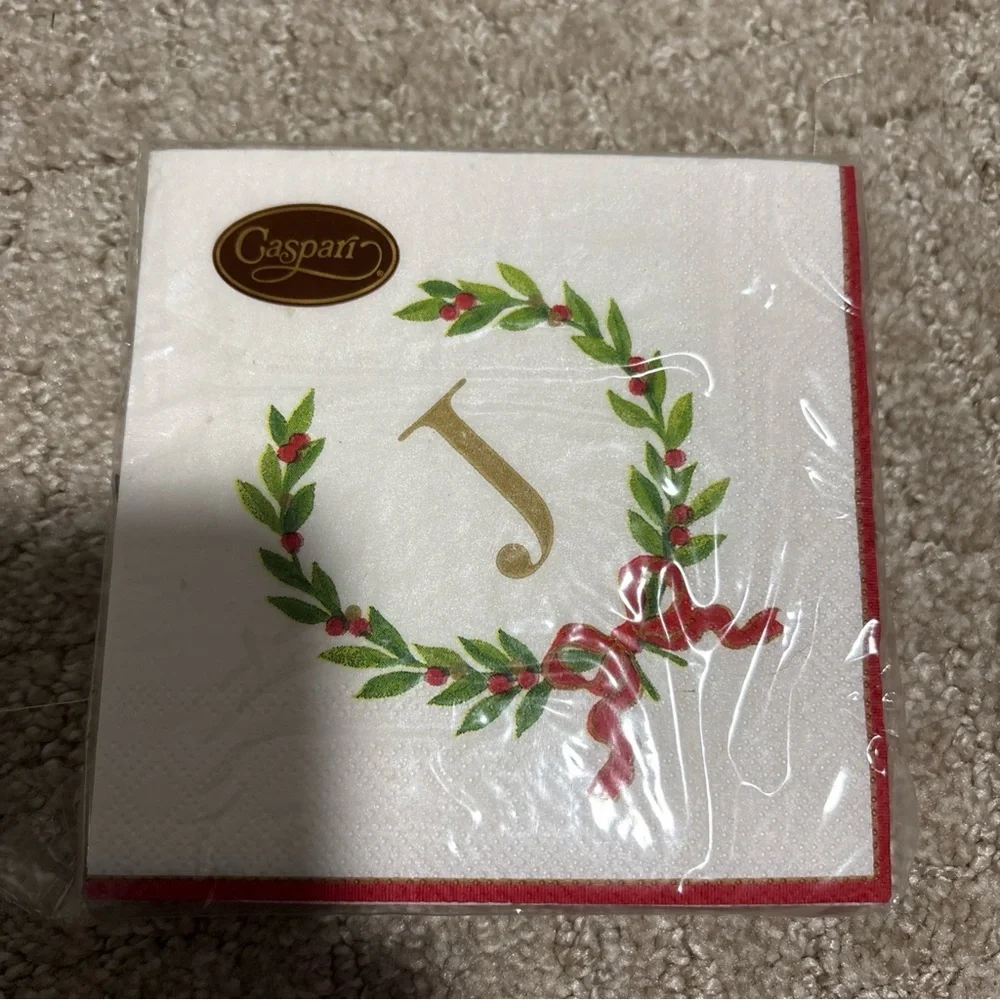 Caspari Christmas Laurel Wreath Cocktail Napkin Letter J 20Triple Ply  25x25 Cm